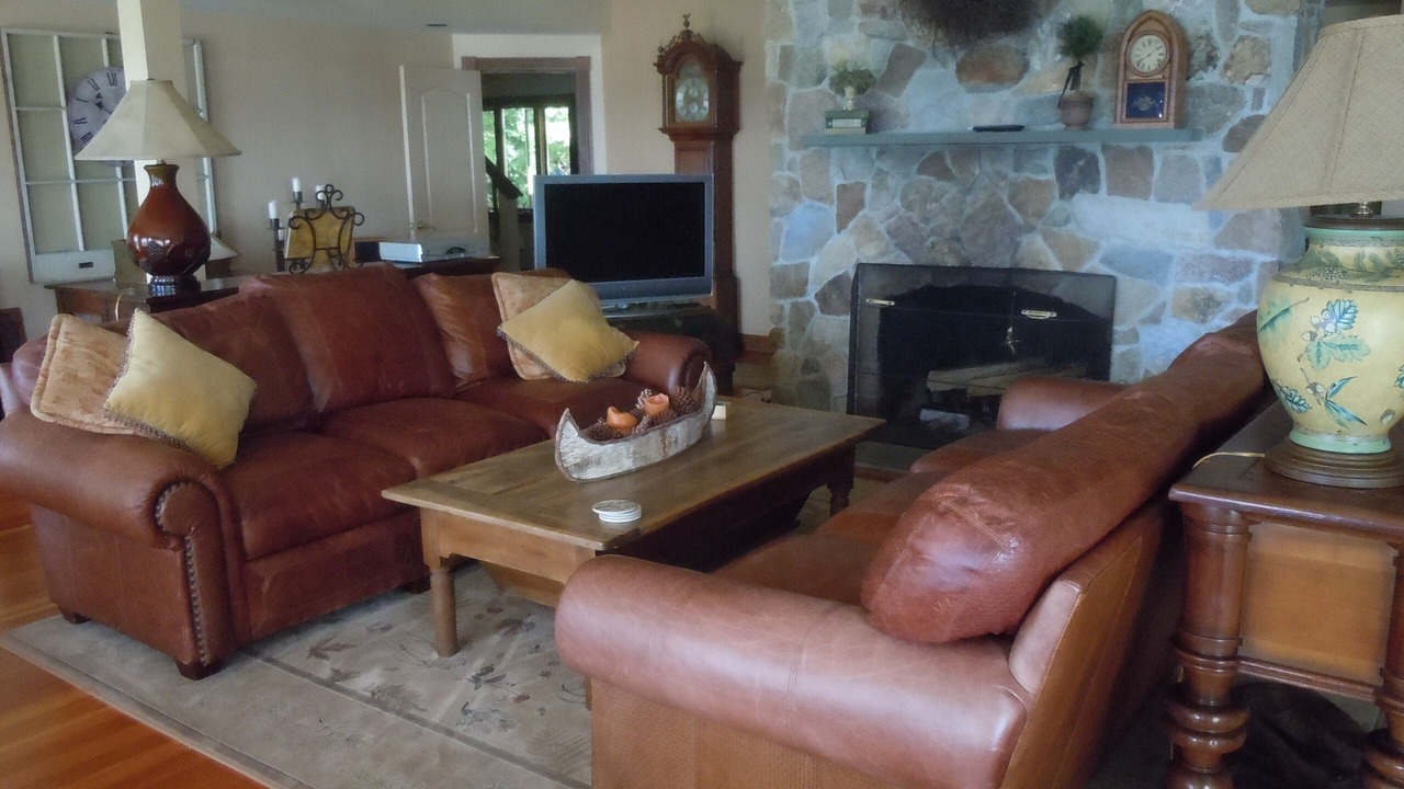 Photo of Bedroom in Moultonborough
