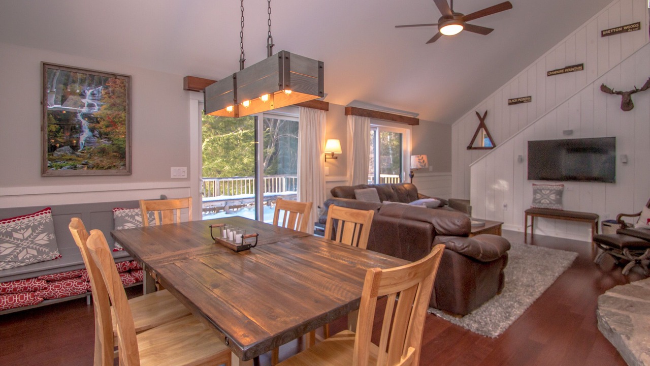 Photo of Livingroom in Alpine Village