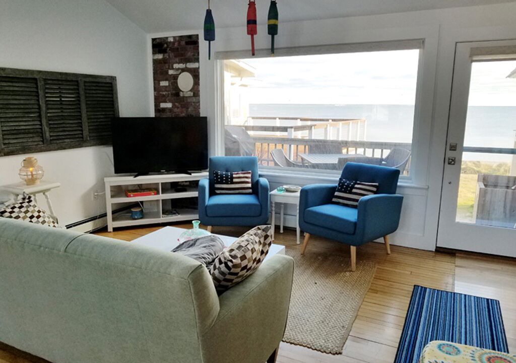 Photo of Livingroom in Commercial Street