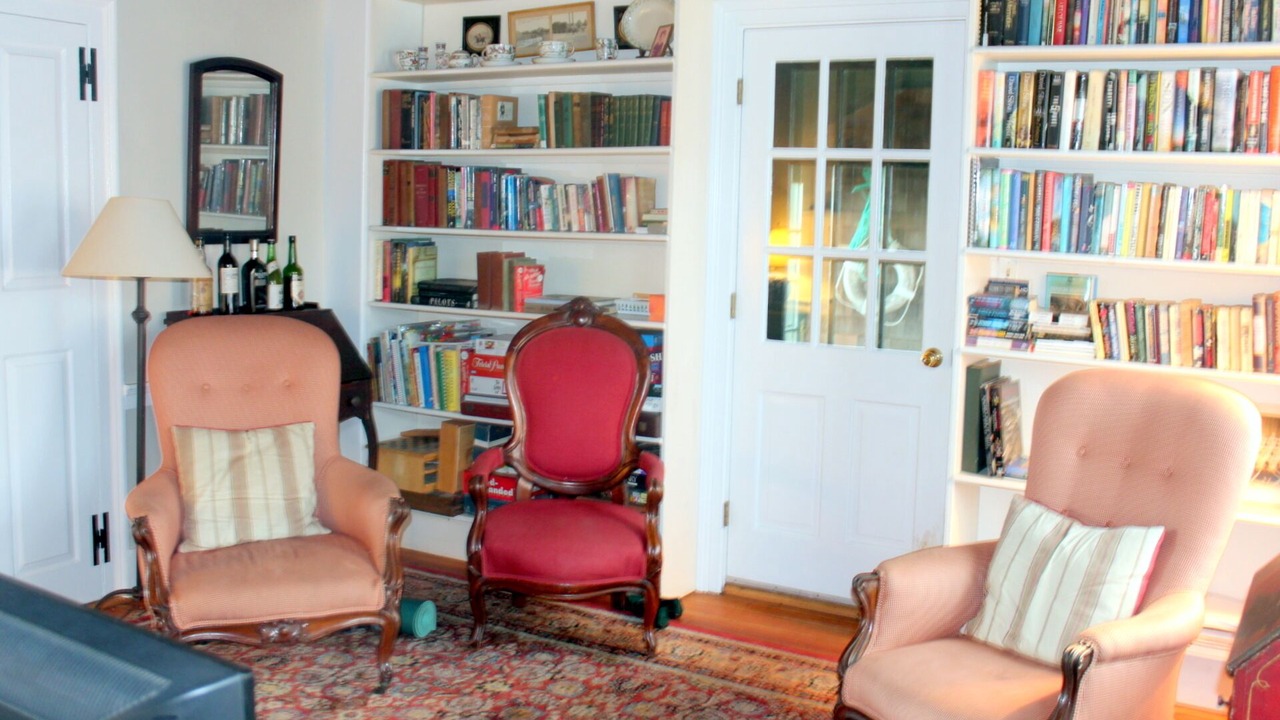 Photo of Livingroom in Easton's Point