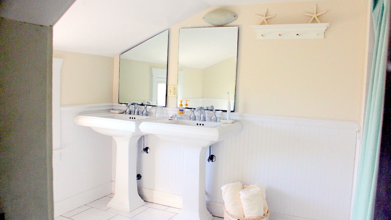 Photo of Bathroom in Easton's Point