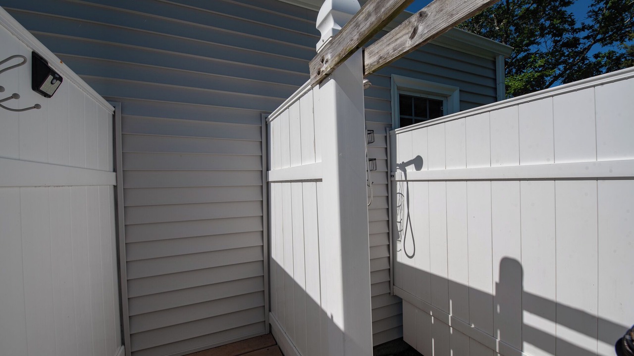 Photo of Outdoor in Eastward Look