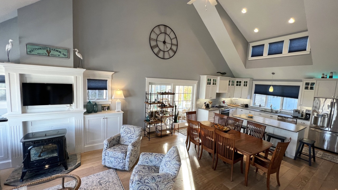 Photo of Livingroom in Southwest Harbor