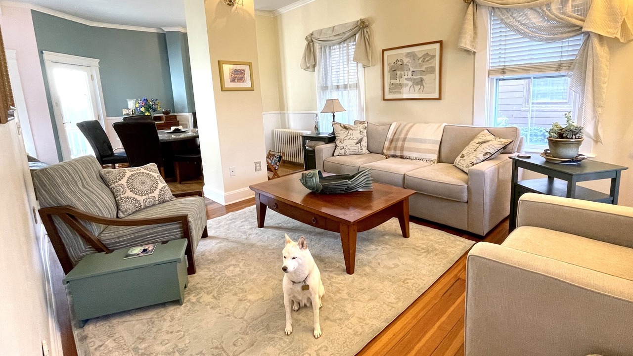 Photo of Bedroom in Top of the Hill