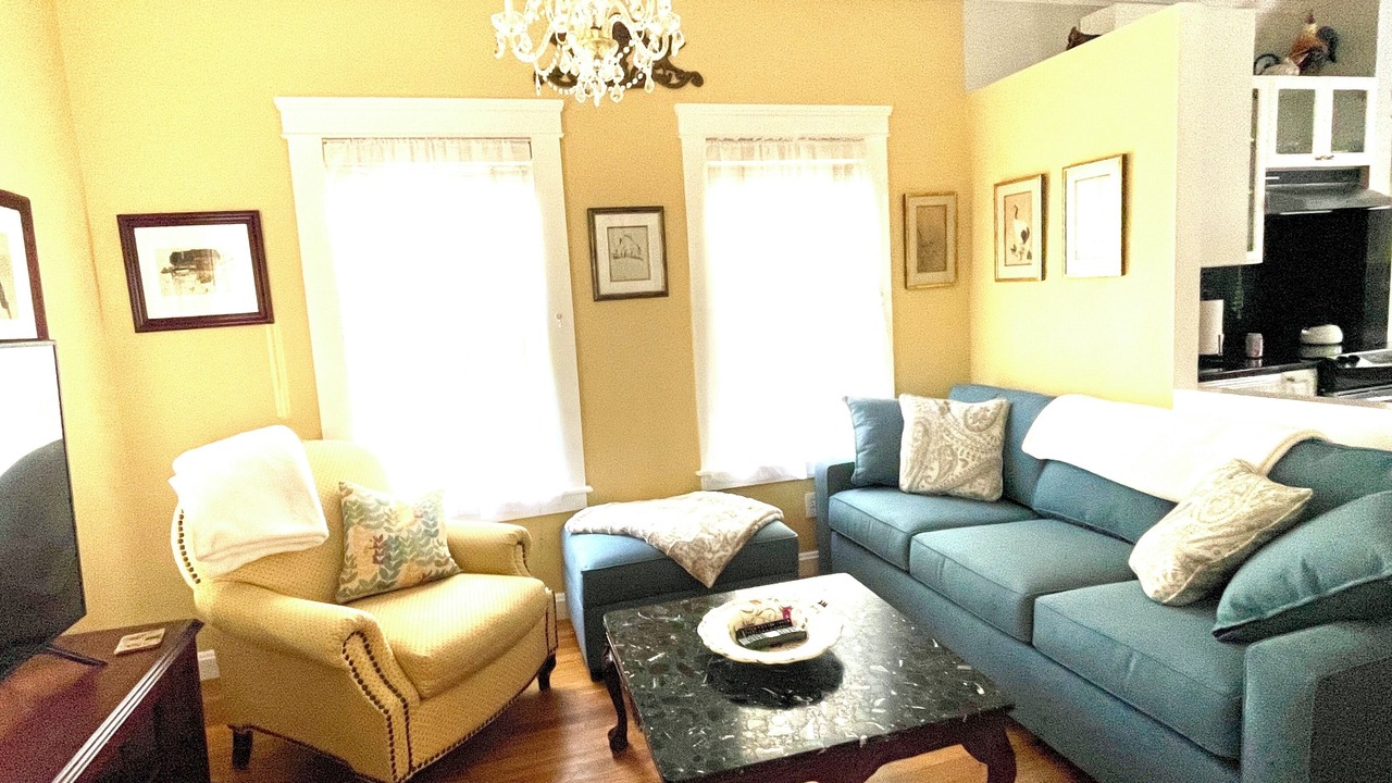 Photo of Bedroom in Top of the Hill