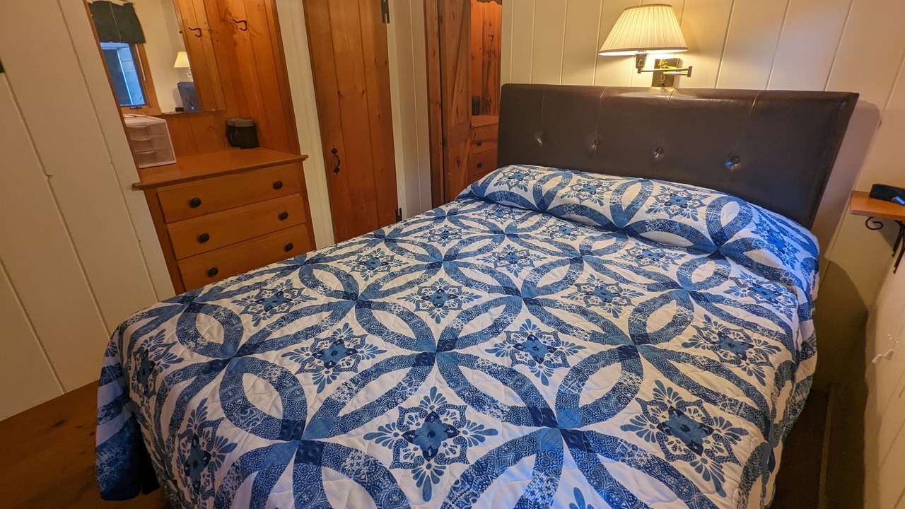 Photo of Bedroom in Center Tuftonboro