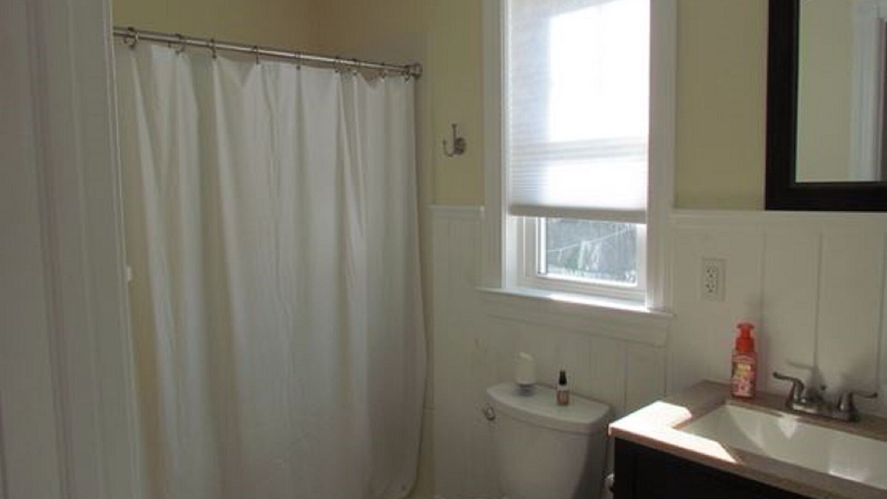 Photo of Bathroom in Ship Bottom