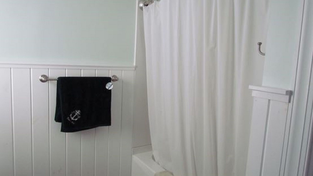Photo of Bathroom in Ship Bottom