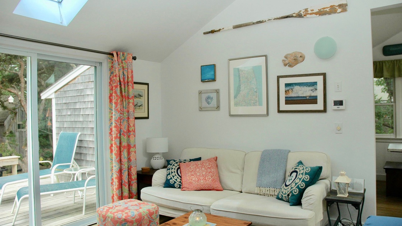 Photo of Livingroom in North Eastham