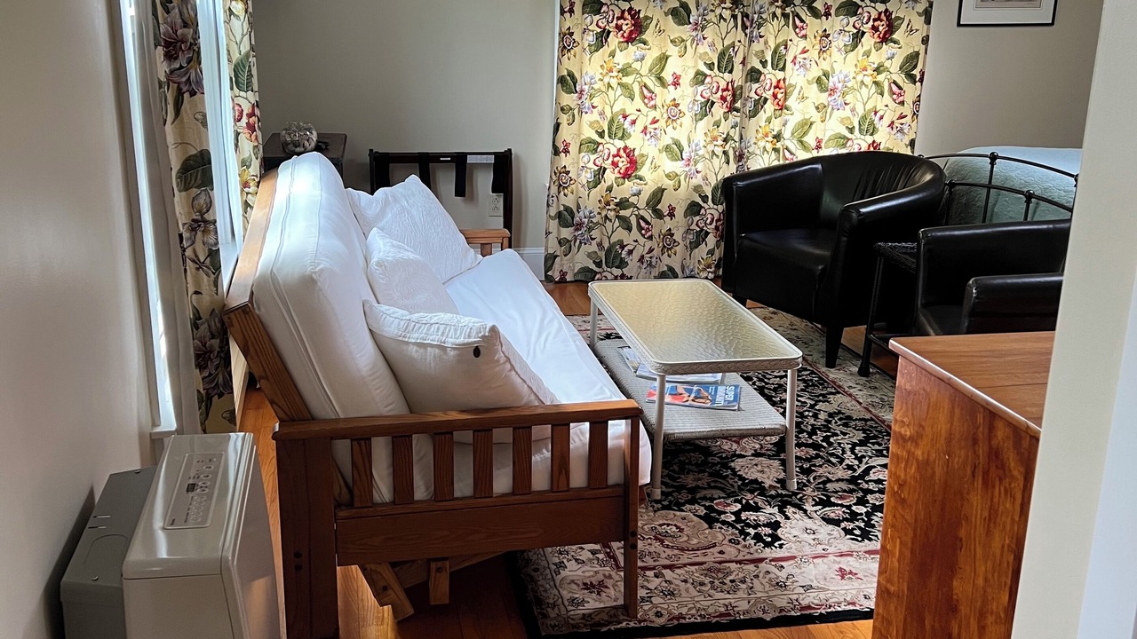Photo of Livingroom in Fifth Ward