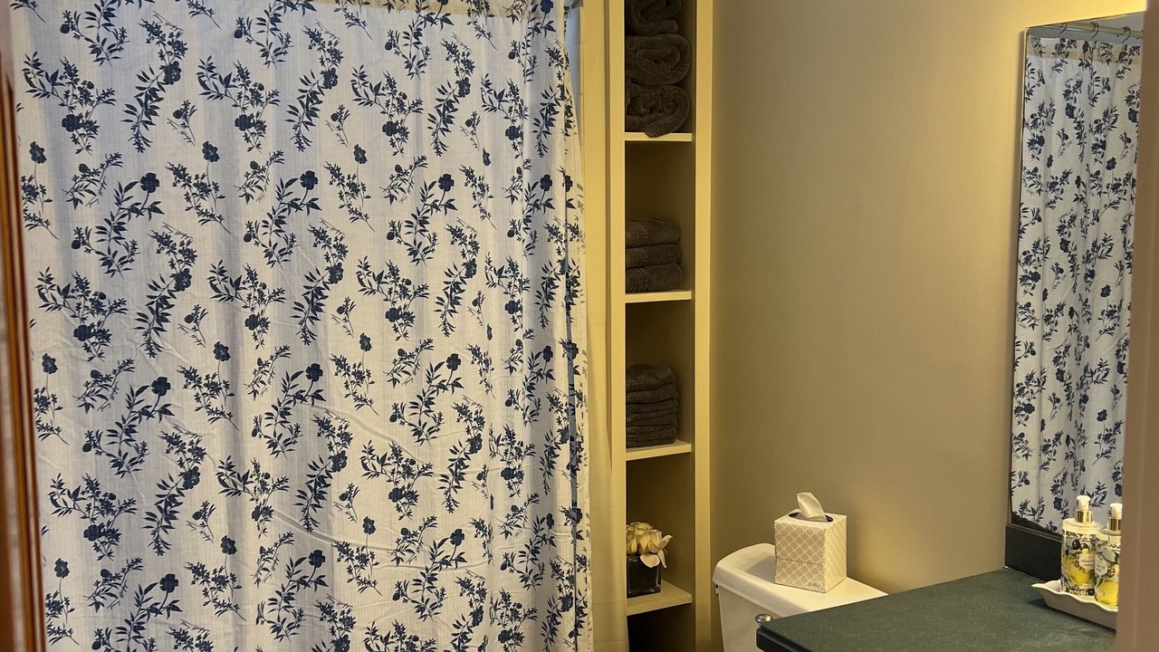 Photo of Bathroom in Fifth Ward