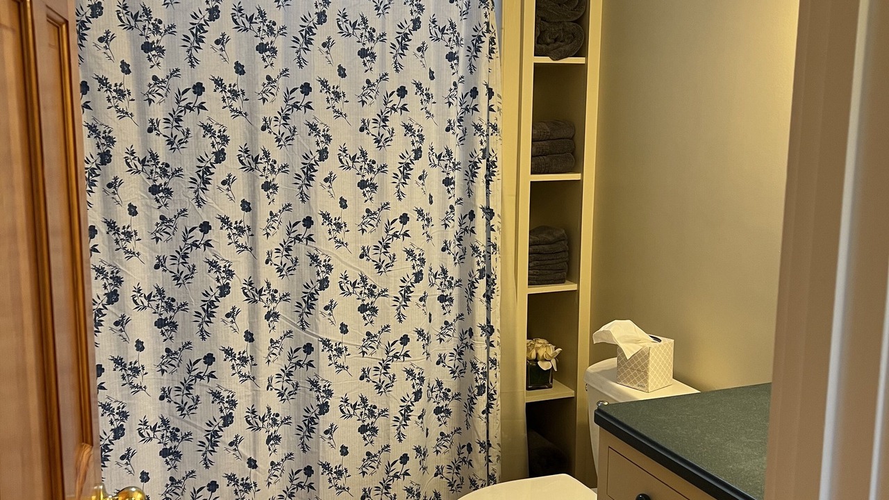 Photo of Bathroom in Fifth Ward