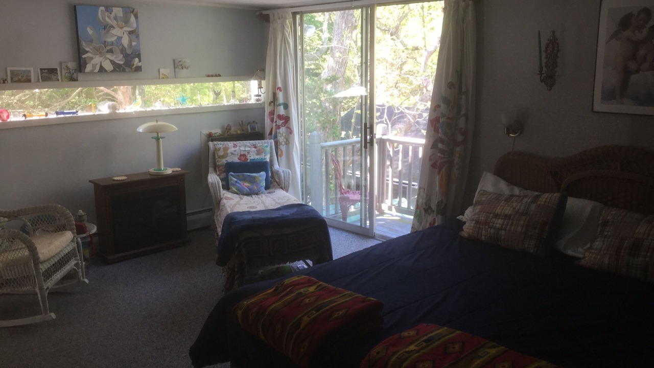 Photo of Bedroom in Deep River Center