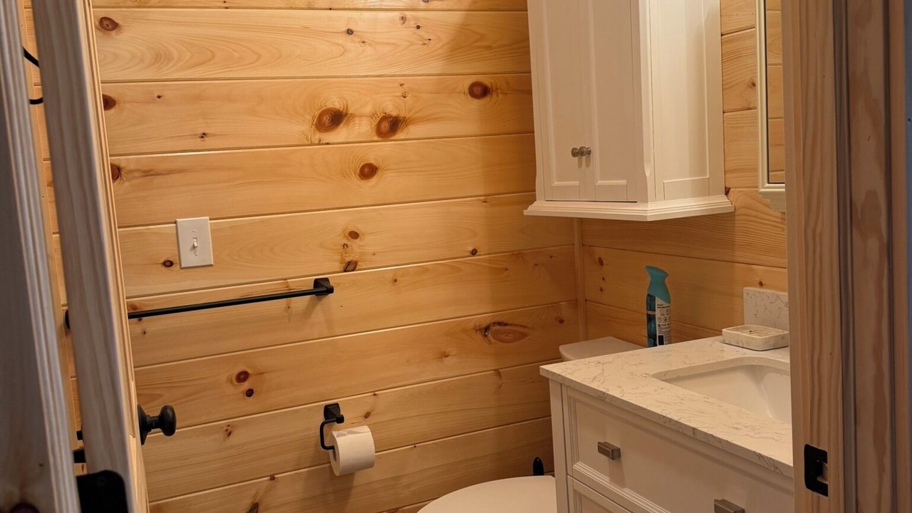 Photo of Bathroom in Standish