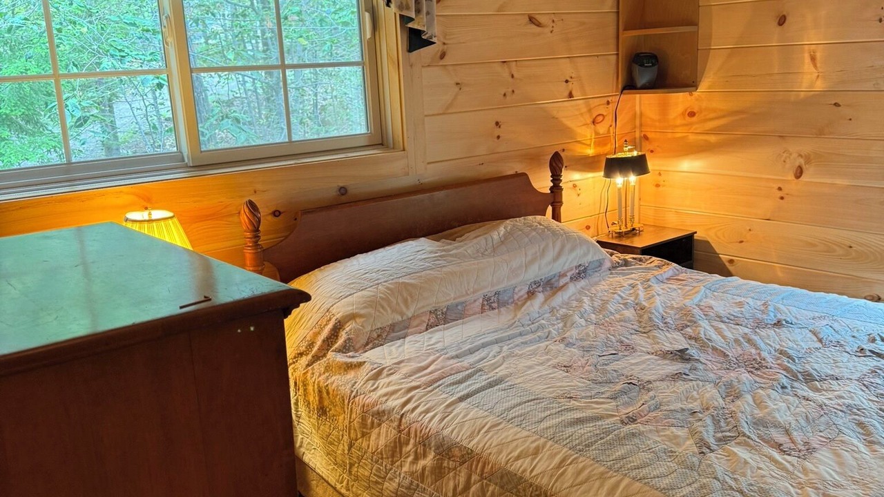 Photo of Bedroom in Standish