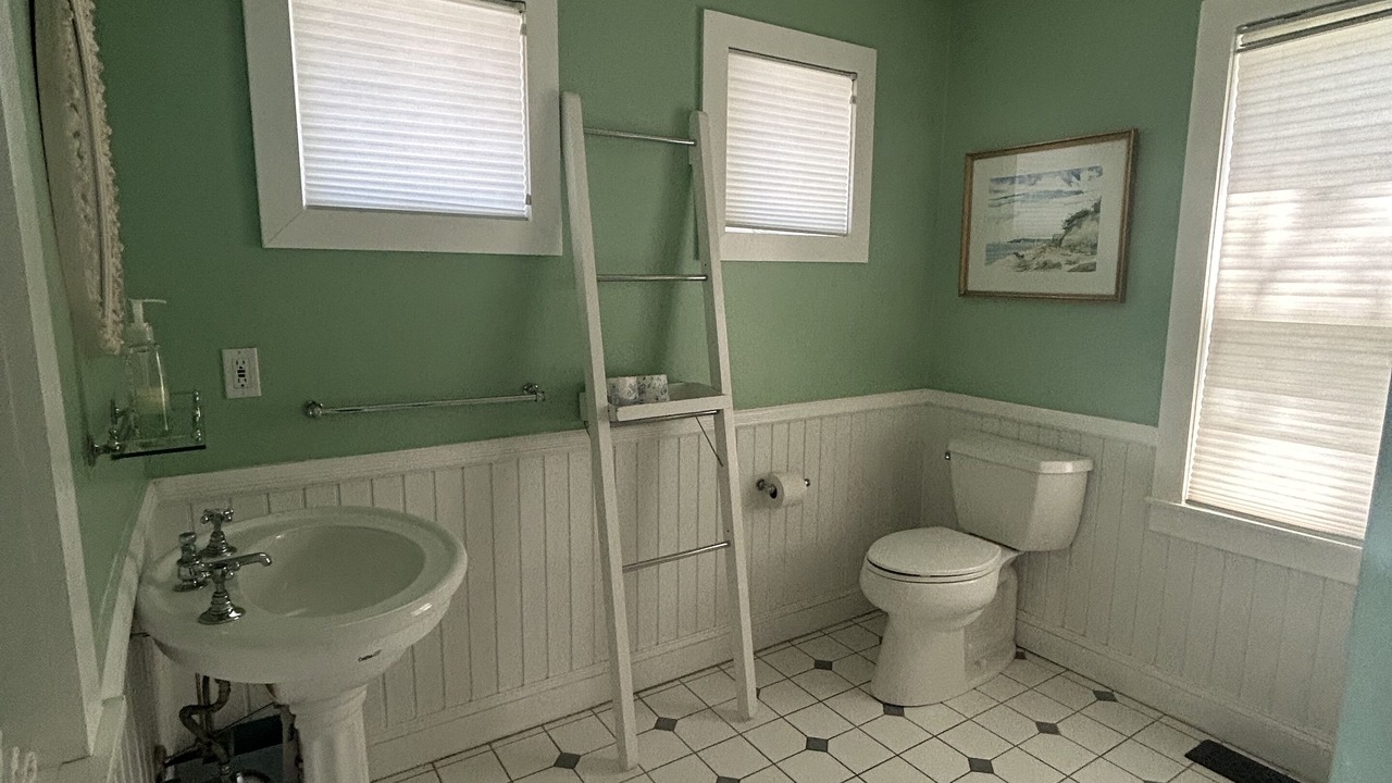 Photo of Bathroom in Orient Point