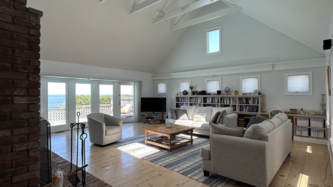 Photo of Bedroom in Orient Point
