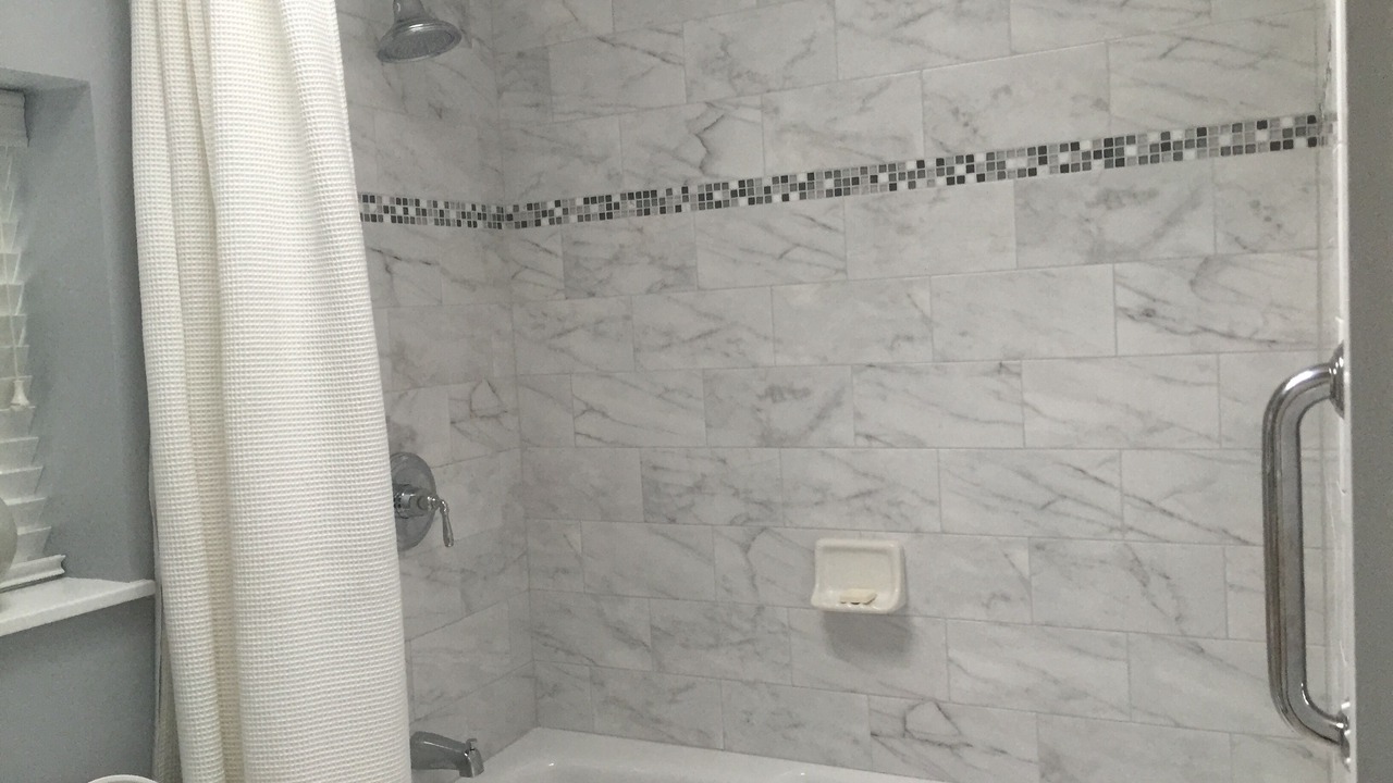Photo of Bathroom in Lee