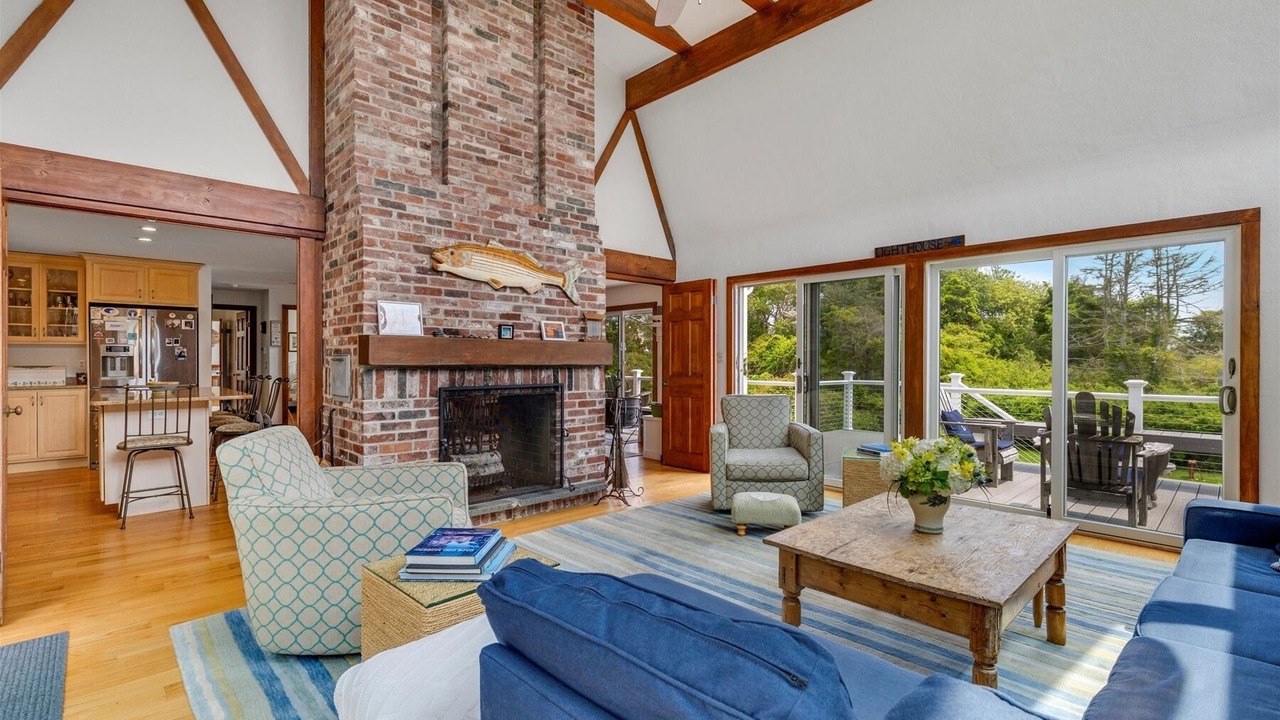 Photo of Livingroom in Chatham