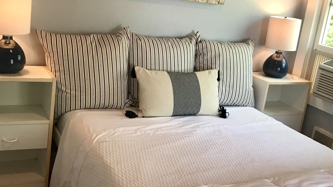 Photo of Bedroom in Ocean Bay Park