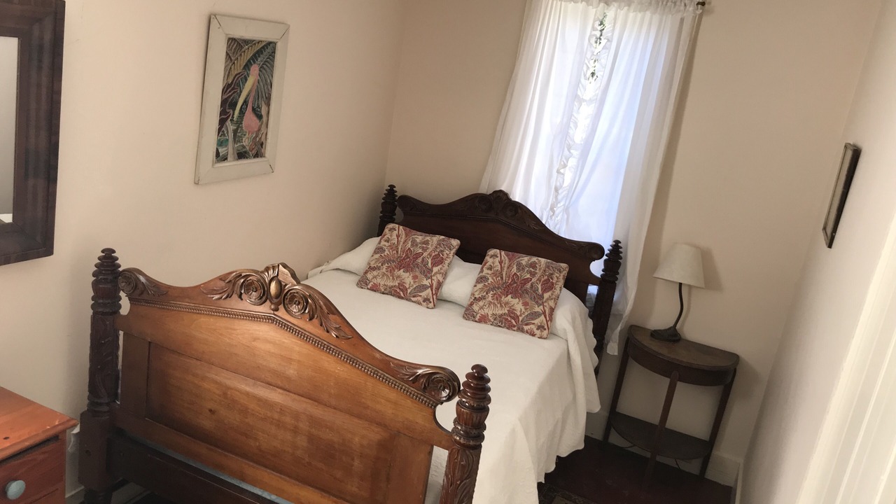 Photo of Bedroom in Commercial Street