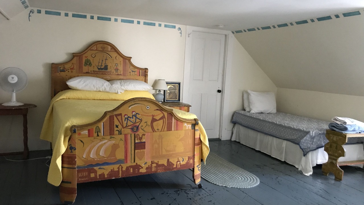 Photo of Bedroom in Commercial Street