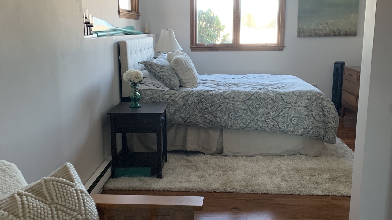 Photo of Bedroom in Mirror Lake
