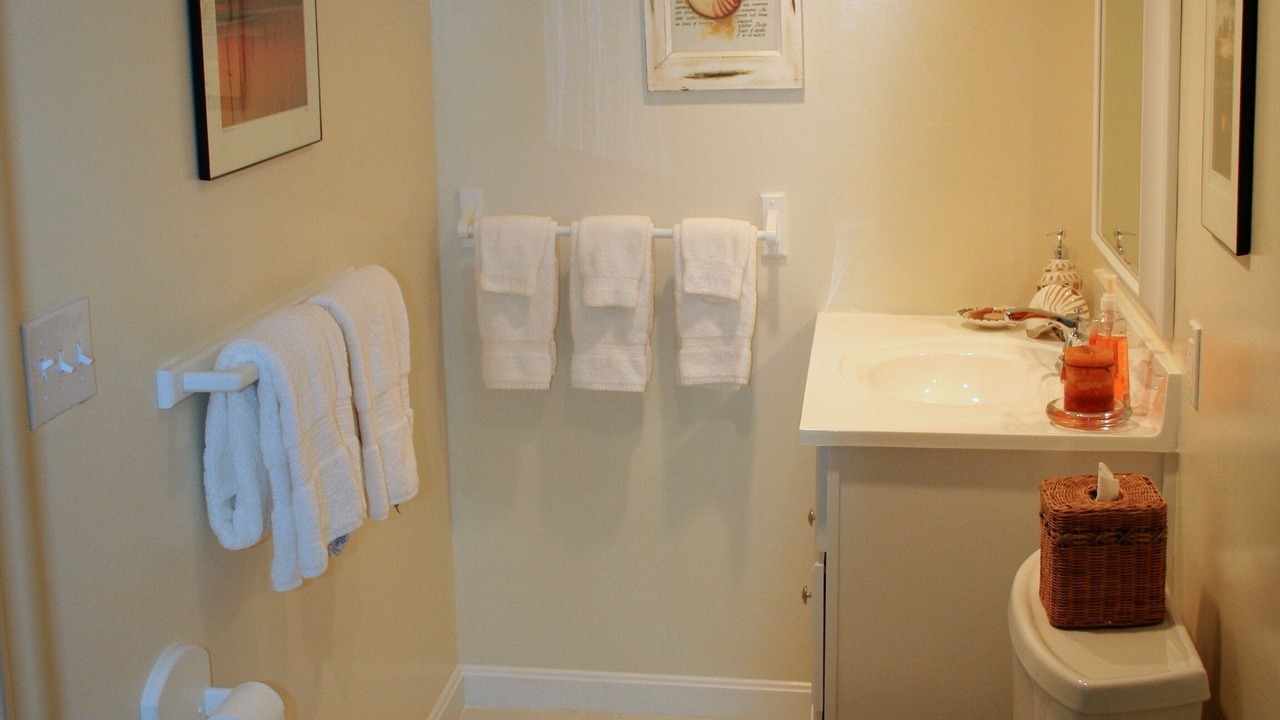 Photo of Bathroom in York Harbor