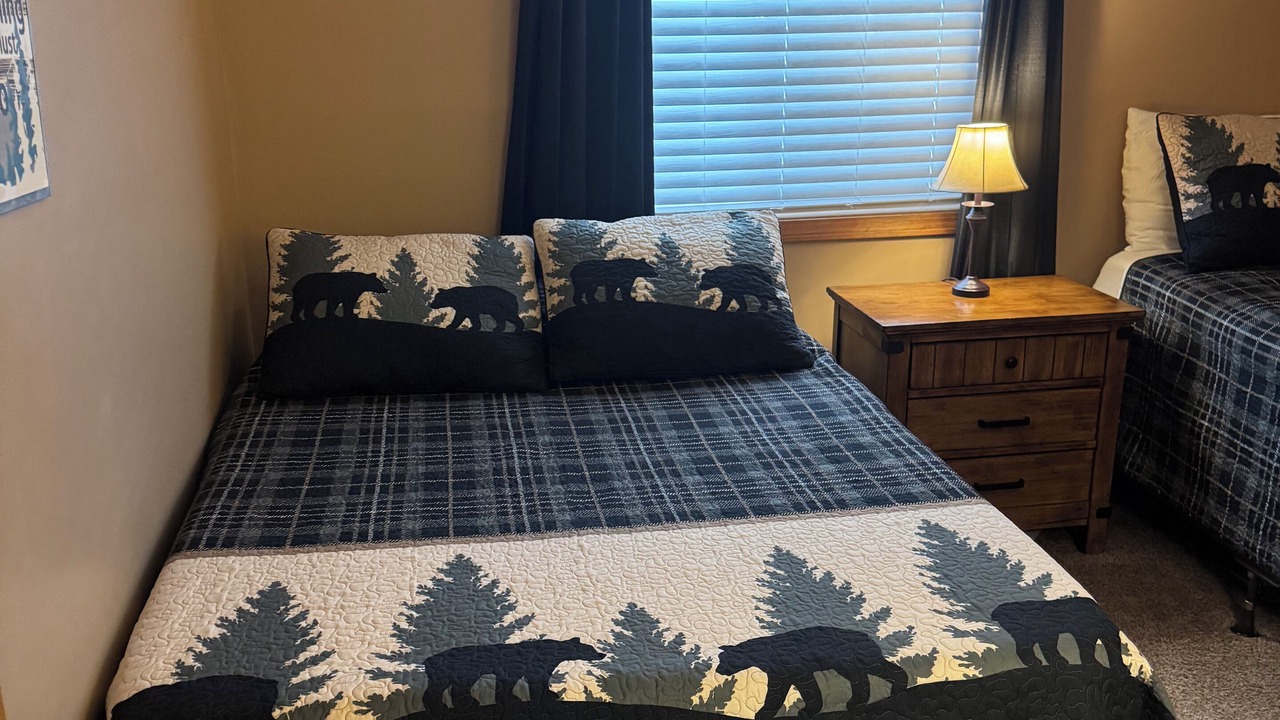 Photo of Bedroom in Center Conway