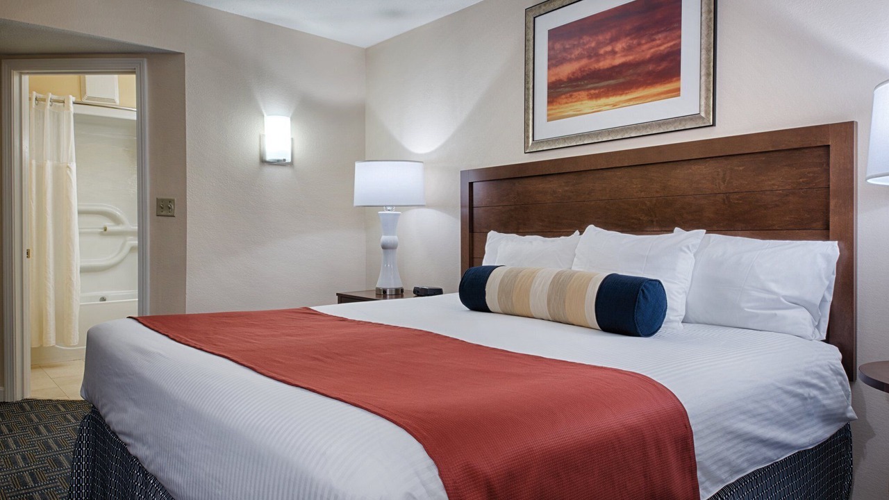 Photo of Bedroom in The Point