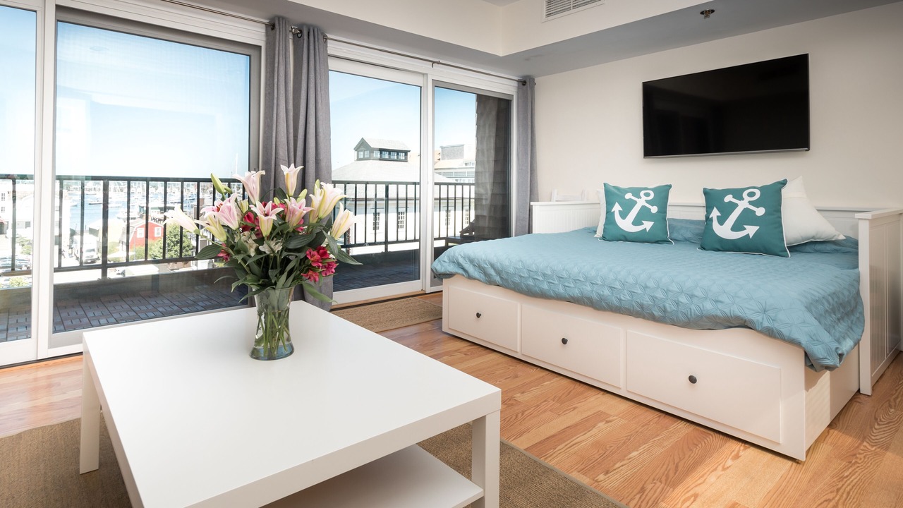 Photo of Bedroom in Yachting Village