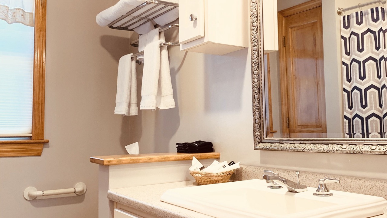 Photo of Bathroom in Fifth Ward