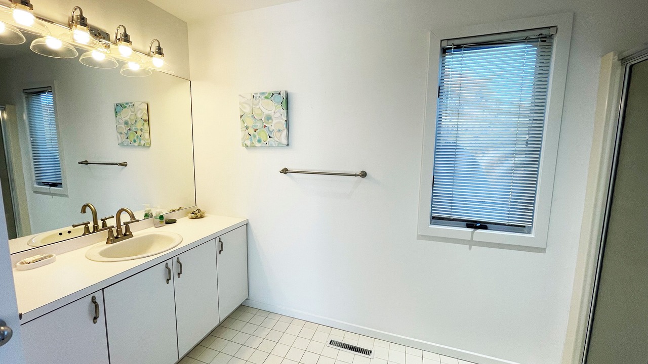 Photo of Bathroom in Westhampton