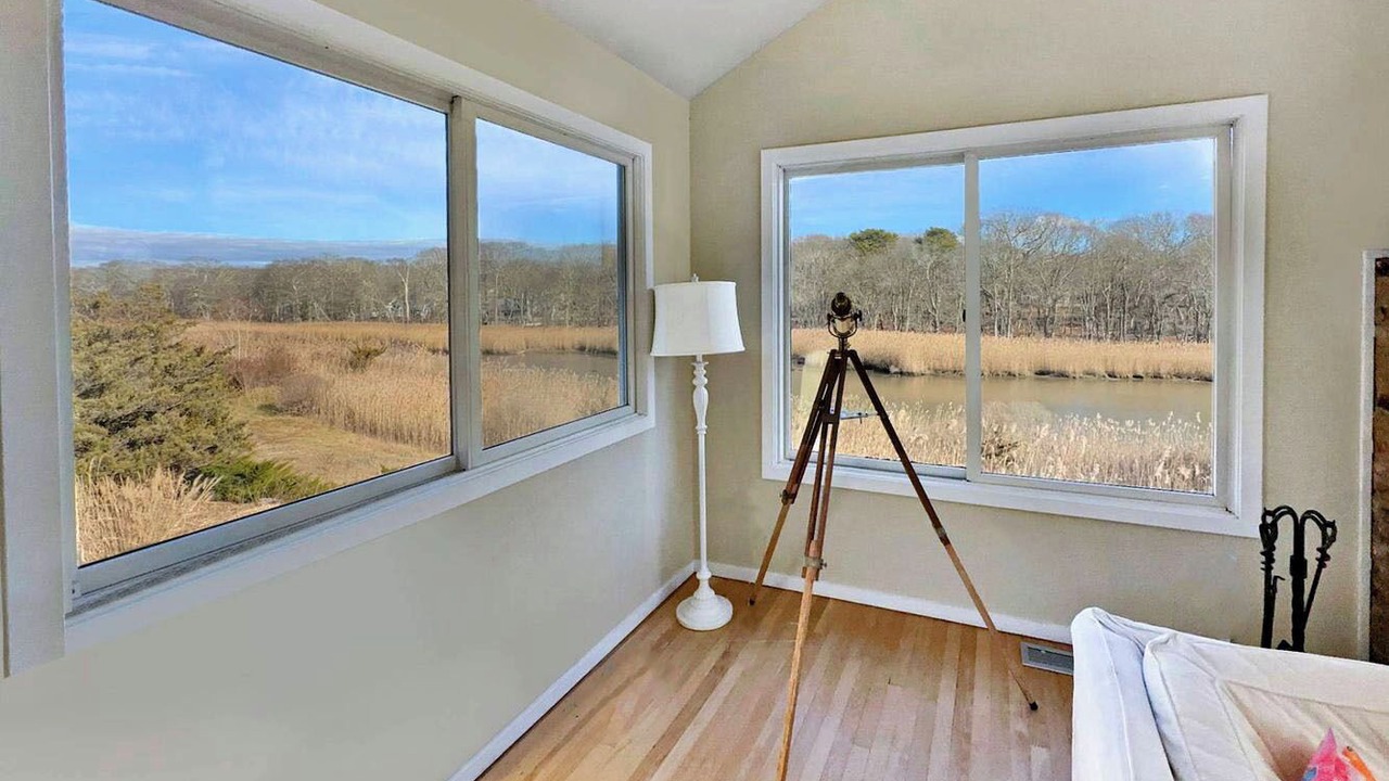 Photo of Bedroom in Westhampton