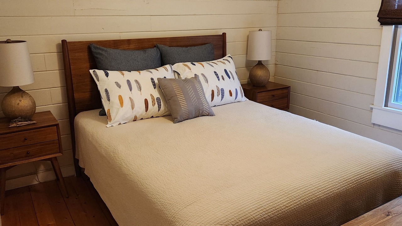 Photo of Bedroom in Sullivan