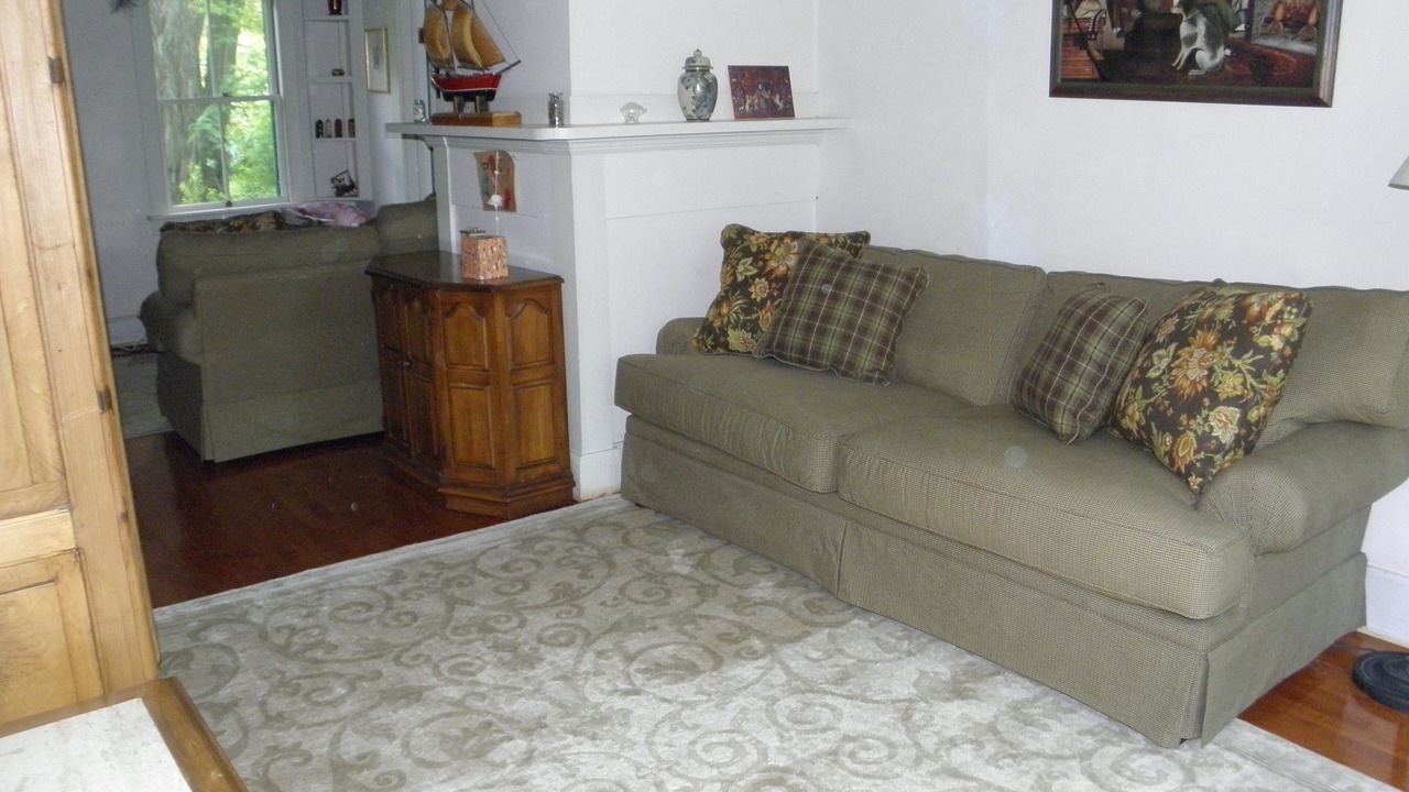 Photo of Livingroom in Salsbury Cove