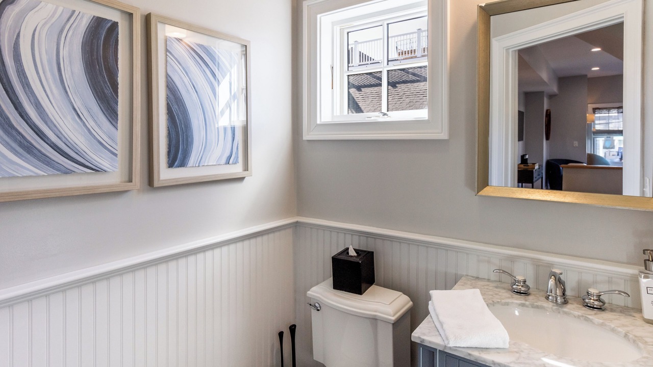 Photo of Bathroom in Fifth Ward