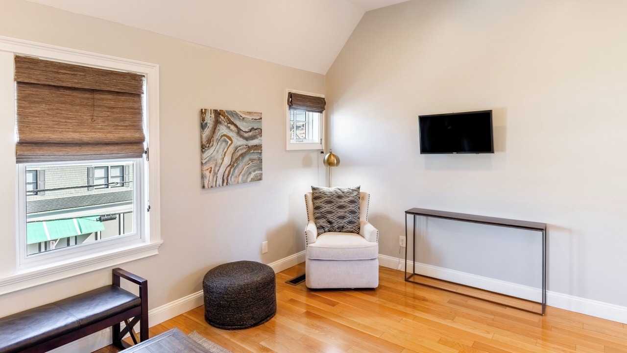 Photo of Livingroom in Fifth Ward