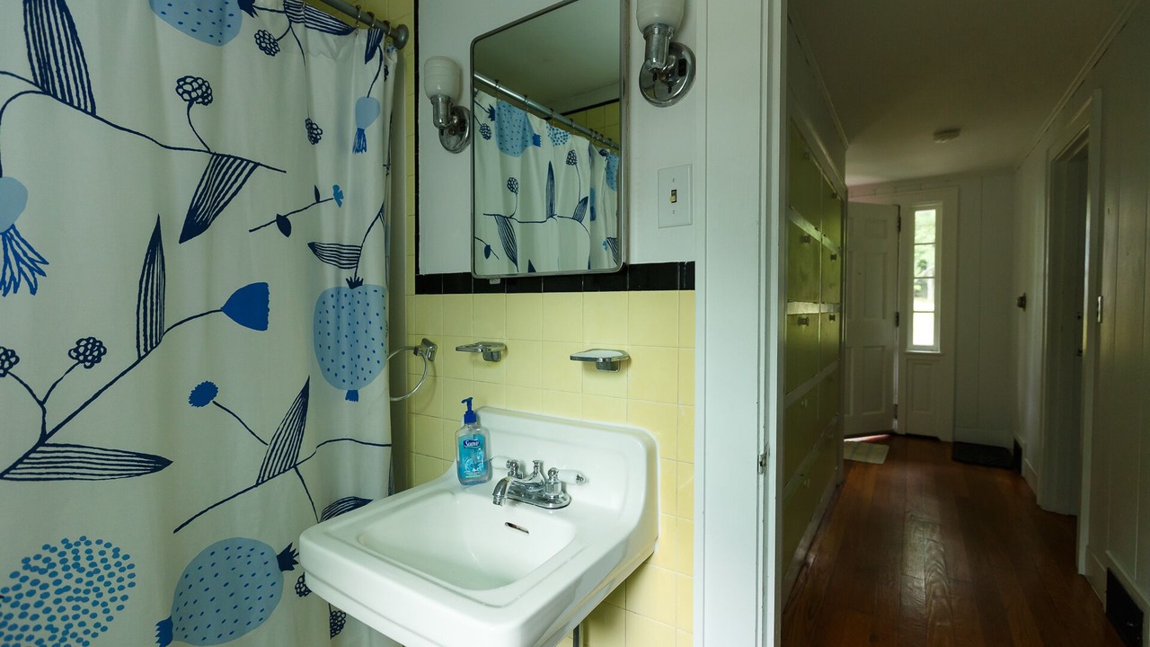 Photo of Bathroom in Brunswick