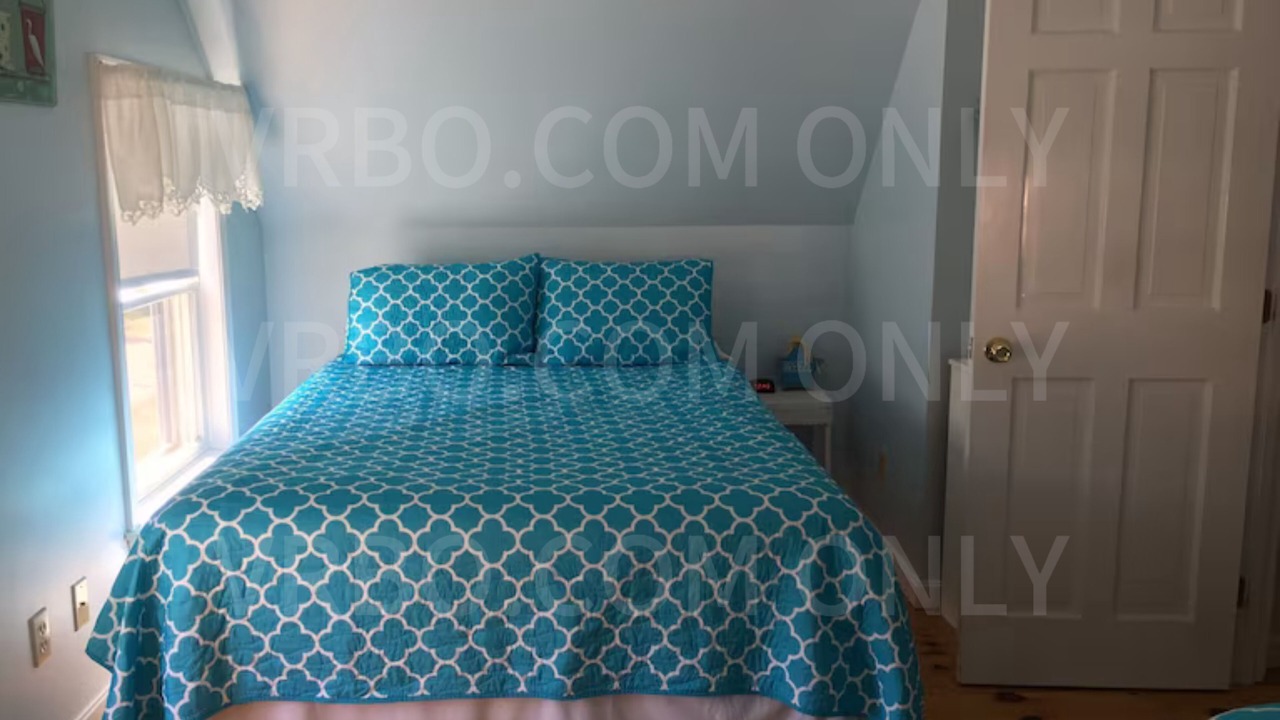 Photo of Bedroom in York Beach