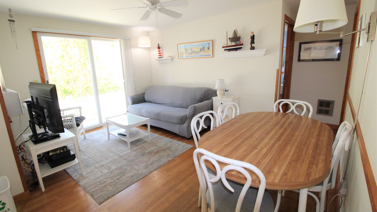 Photo of Livingroom in Wellfleet