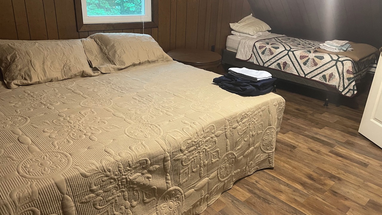 Photo of Bedroom in Moultonborough