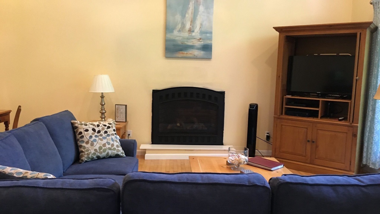 Photo of Livingroom in Narragansett Pier