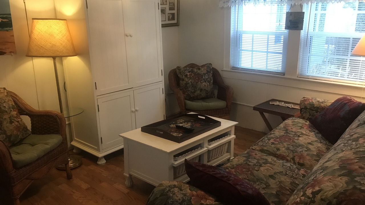 Photo of Livingroom in Southold