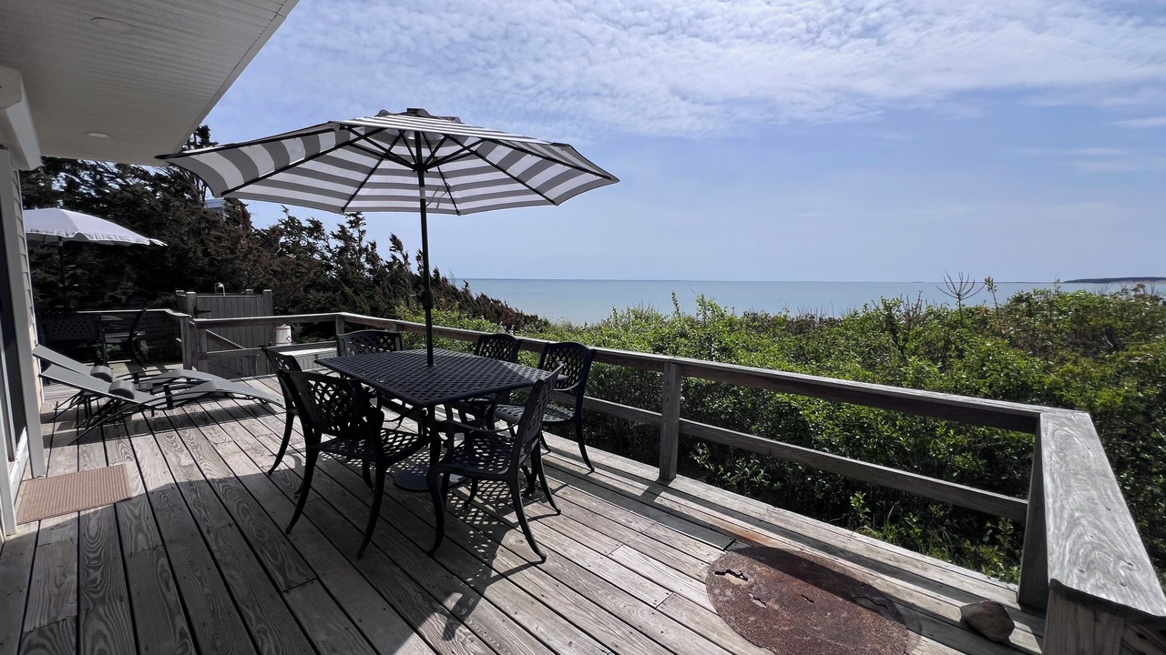 Photo of Outdoor in Indian Neck Heights