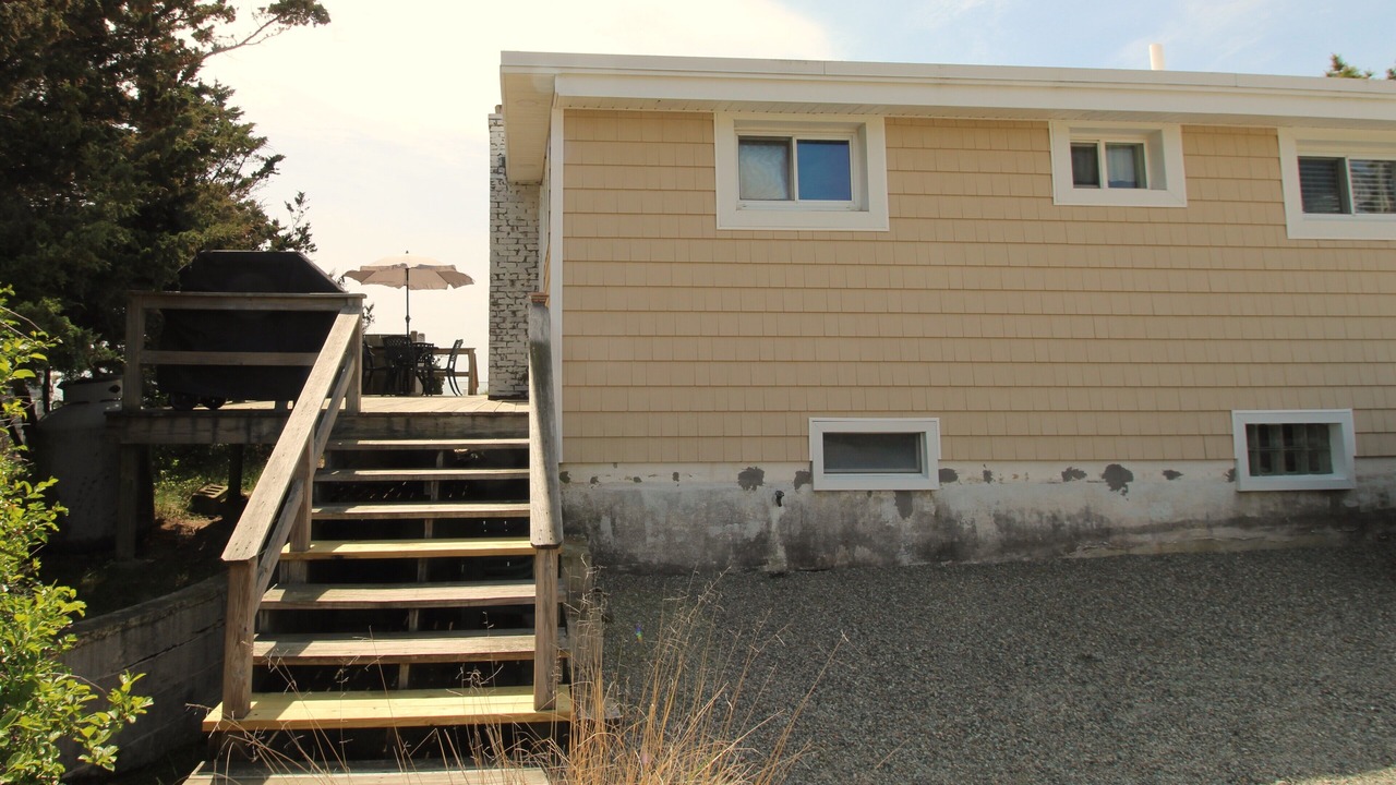 Photo of Patio Balcony in Indian Neck Heights