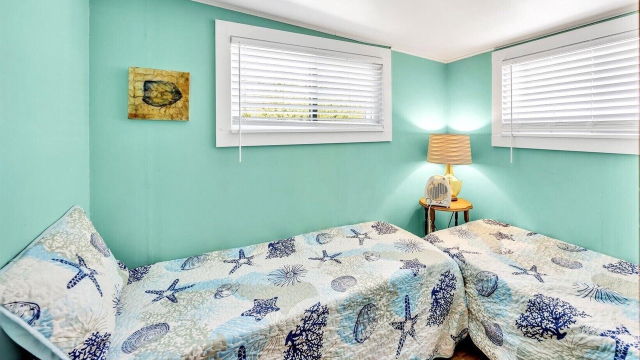 Photo of Bedroom in Indian Neck Heights