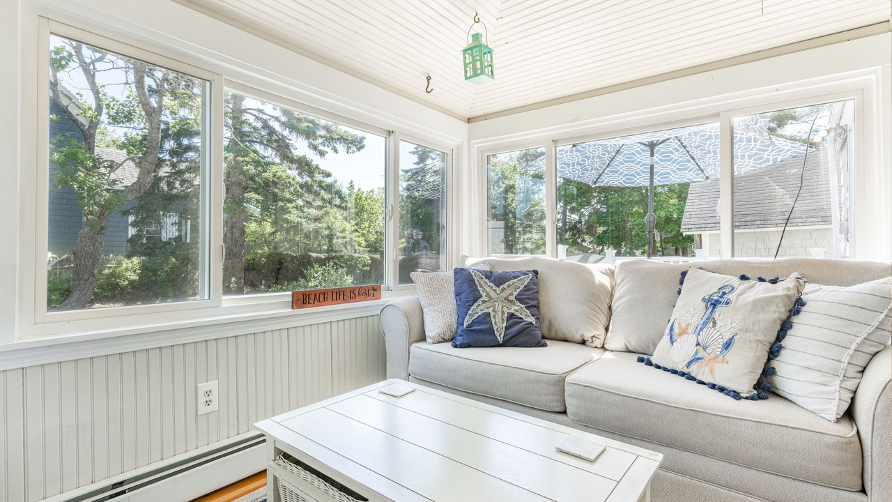 Photo of Livingroom in Scarborough
