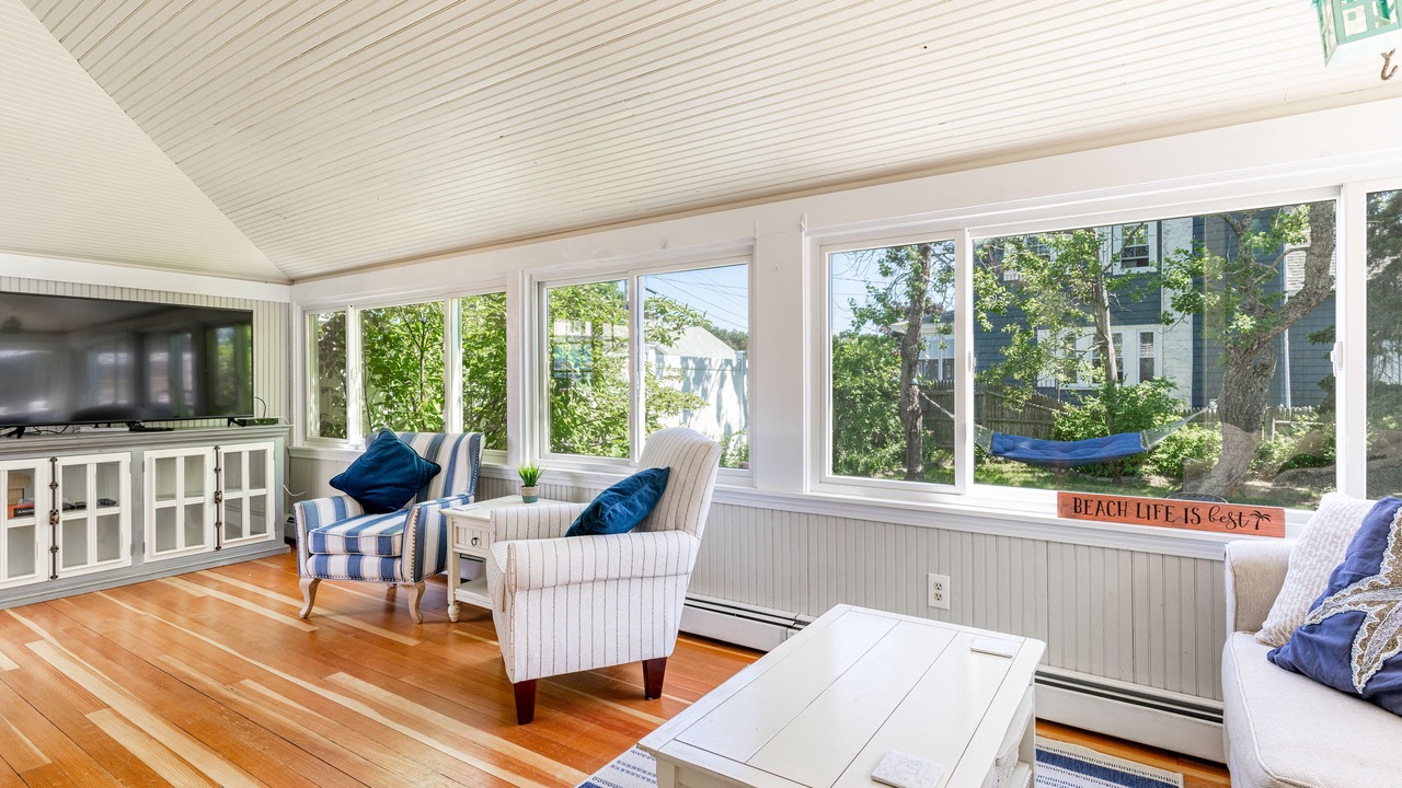 Photo of Livingroom in Scarborough