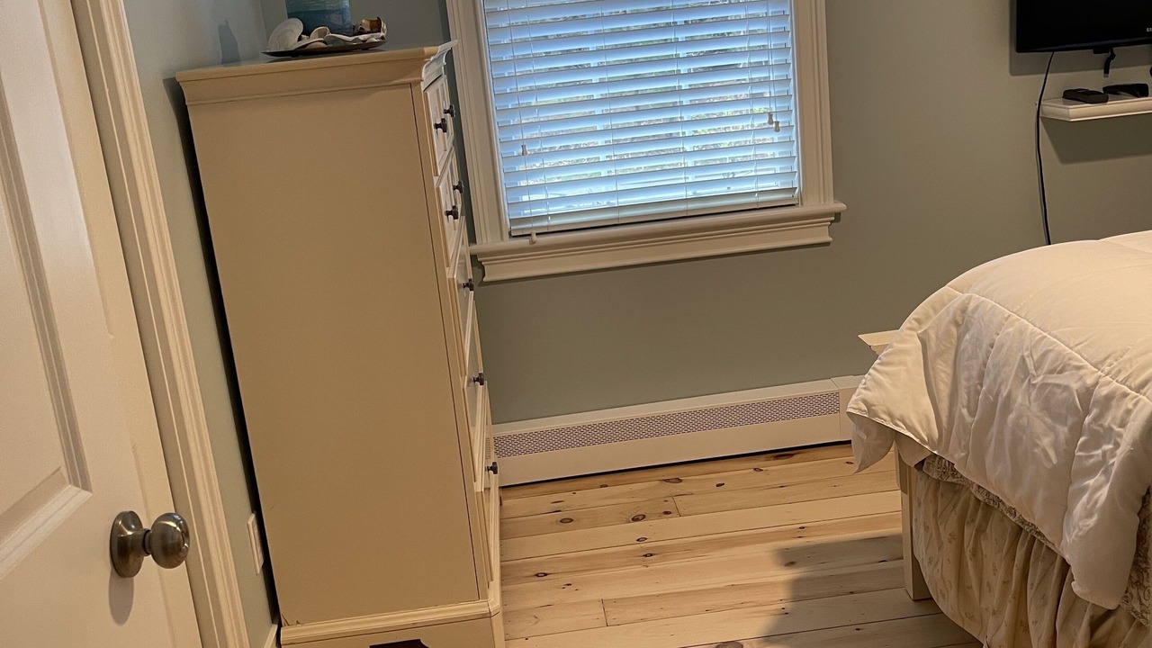 Photo of Bedroom in Mashpee